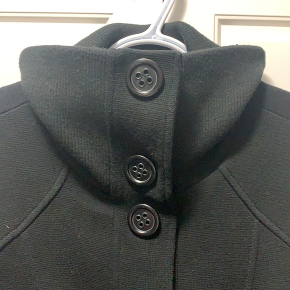 Le Chateau Jacket - Picture 2 of 9